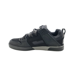 Comanche LT 001 BLACK BLACK para Skateboarding